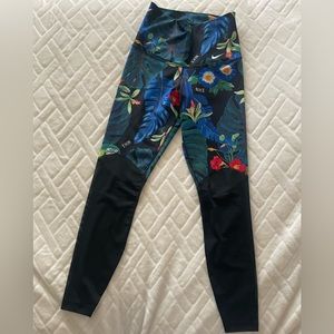 Nike Dri-Fit Athletic Leggings
